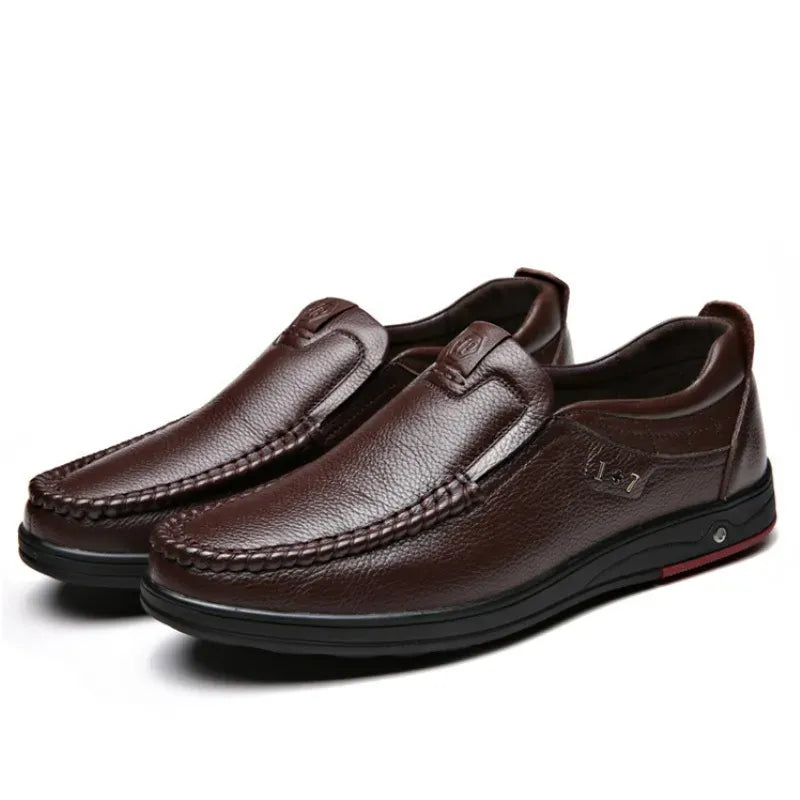 Bequeme Herren-Wanderschuhe mit entspannter Passform, leicht, atmungsaktiv, mit Fußgewölbeunterstützung, gepolstert