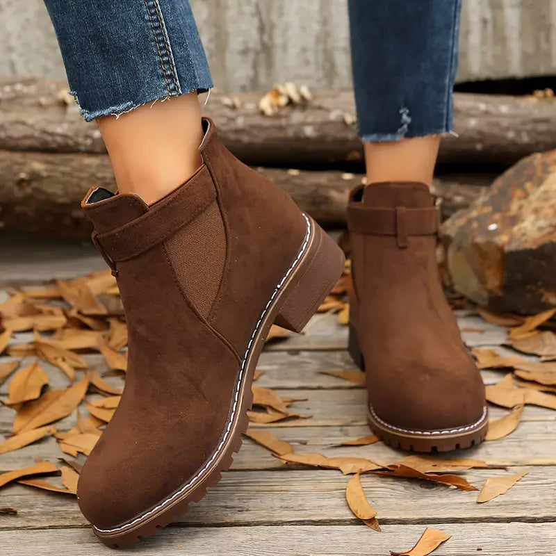 Stiefeletten für Damen im Retro-Look, lässige Slip-On-Boots mit niedrigem Absatz für Frauen